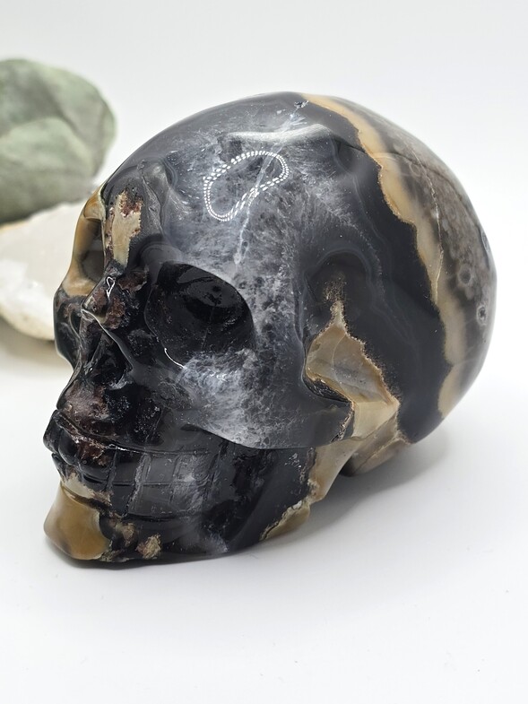 Crâne en Agate Volcan – Image 3