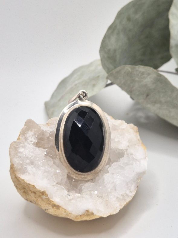 Pendentif Spinelle Noire